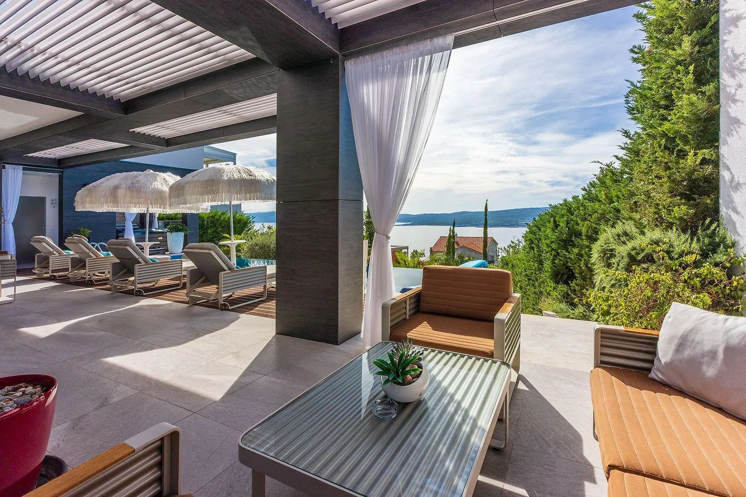 Luxusvilla Mit Infinity-Pool, Wellnessbereich, 1 Km Zum Strand Crikvenica 0*,  Croatia