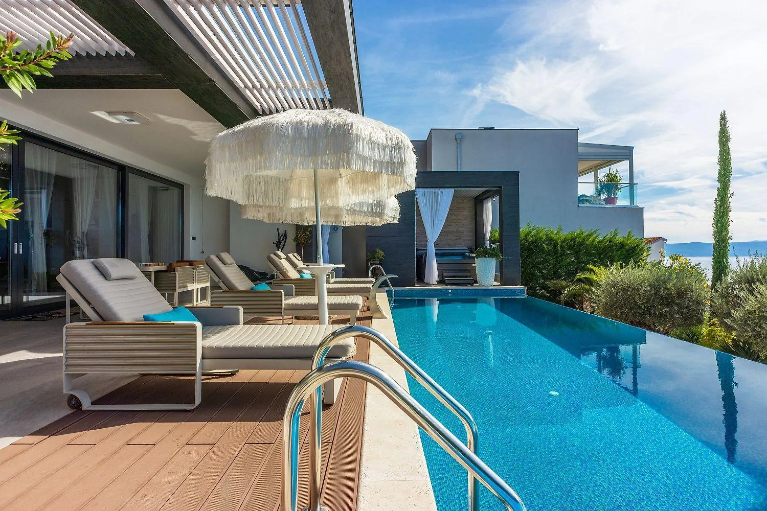 Luxusvilla Mit Infinity-Pool, Wellnessbereich, 1 Km Zum Strand Crikvenica